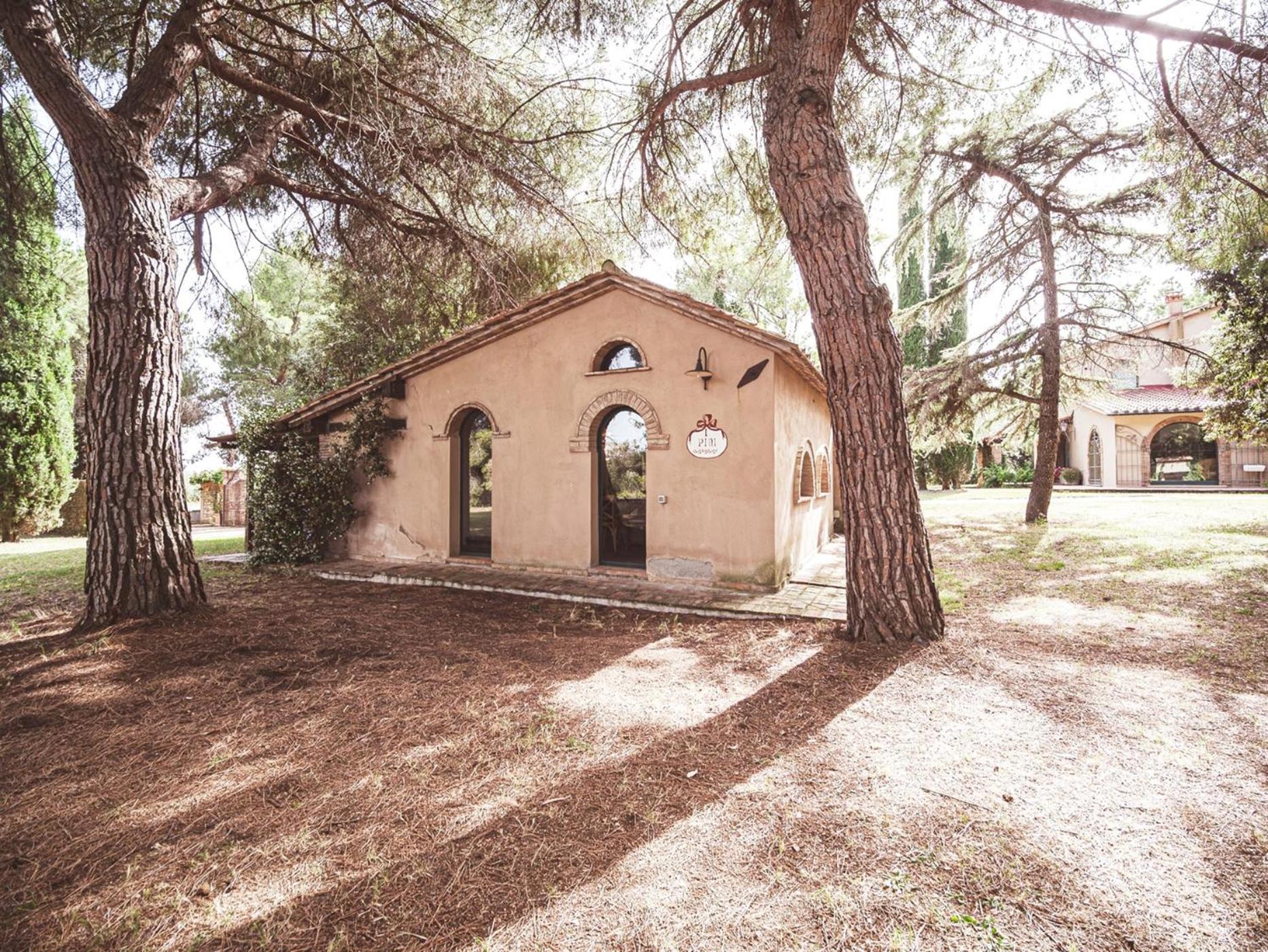 Appartamento Relais Casale Il Poggetto - I Pini By Zoom In Earth Cecina  Esterno foto